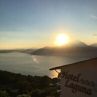 Hotel Laguna