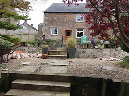 Cottage Hurst Green Sleeps 4, Views