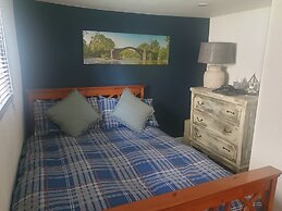 Cottage Hurst Green Sleeps 4, Views