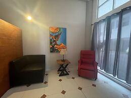 Cozy studio across from the Ocean E12