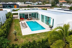 Modern 4 Bedroom Pool Villa PMK-A2
