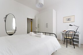 HouSmart Vicolo Bolognetti