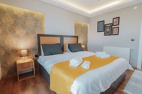 Umut Apartments
