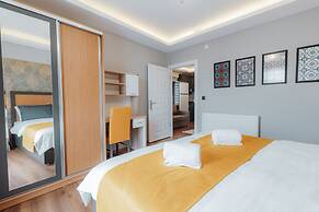 Umut Apartments