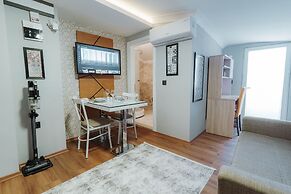 Umut Apartments