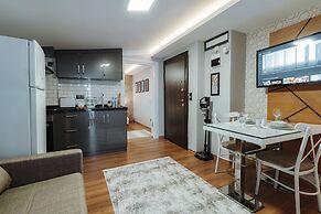 Umut Apartments