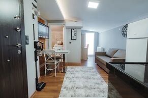 Umut Apartments