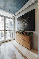 Umut Apartments