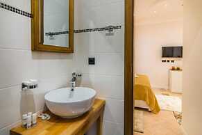 BELLA NATKA BED AND BREAKFAST