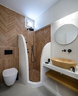 Remezzo Suites
