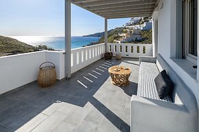 Remezzo Suites