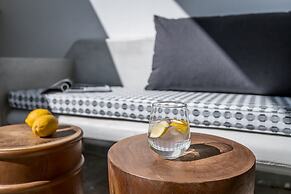 Remezzo Suites