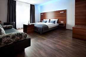 Schlotzeria Hotel I Cafe I Eis