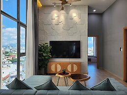 Leaf Beachfront Hotel Da Nang