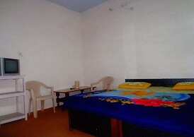 Goroomgo Snow View Guest House Kausani