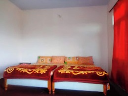 Goroomgo Snow View Guest House Kausani