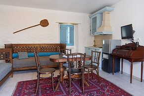 Lithos Stone Suites