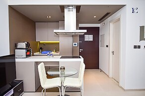 AST - Modern studio flat with balcony
