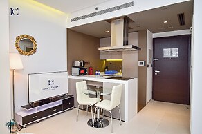 AST - Modern studio flat with balcony