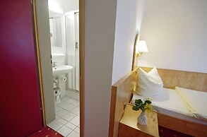 AVALON Hotelpark Königshof