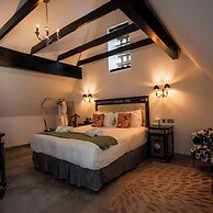 Weston Manor Hotel