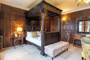 Weston Manor Hotel