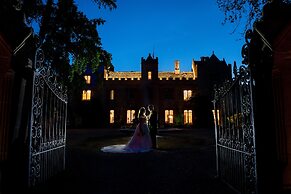 Weston Manor Hotel