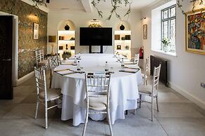 Weston Manor Hotel
