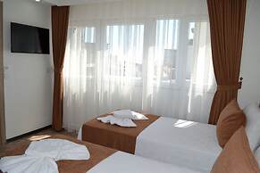 Global 2022 Hotel