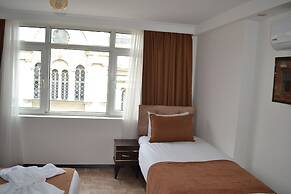 Global 2022 Hotel