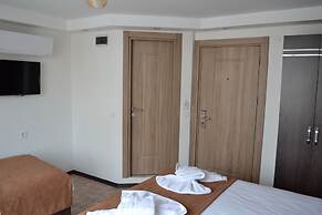 Global 2022 Hotel