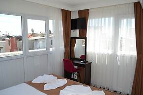 Global 2022 Hotel