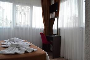 Global 2022 Hotel