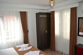 Global 2022 Hotel