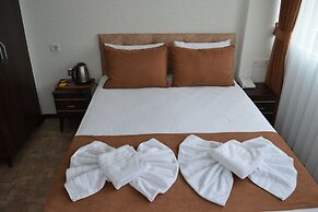 Global 2022 Hotel