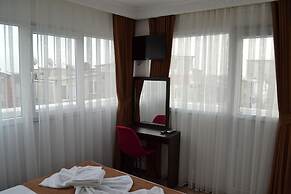 Global 2022 Hotel