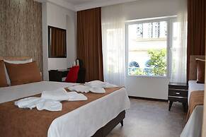 Global 2022 Hotel
