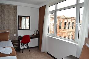 Global 2022 Hotel