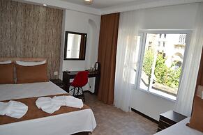 Global 2022 Hotel
