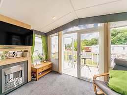 Apple Tree Lodge, Hot Tub, 3 Bedroom, 2 Bars