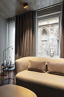 Legend Hotel