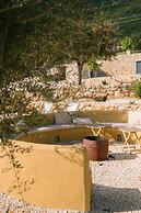 Kairos Hotel