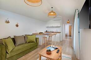 Kairos Hotel