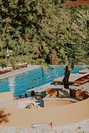 Kairos Hotel