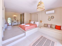 Kairos Hotel