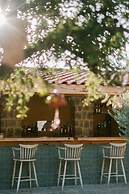 Kairos Hotel