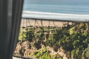 Manzili SurfHouse