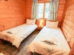 Chloe's Lodge