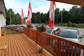 Lakeside Inn