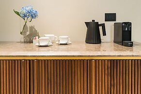 Byssus Suites